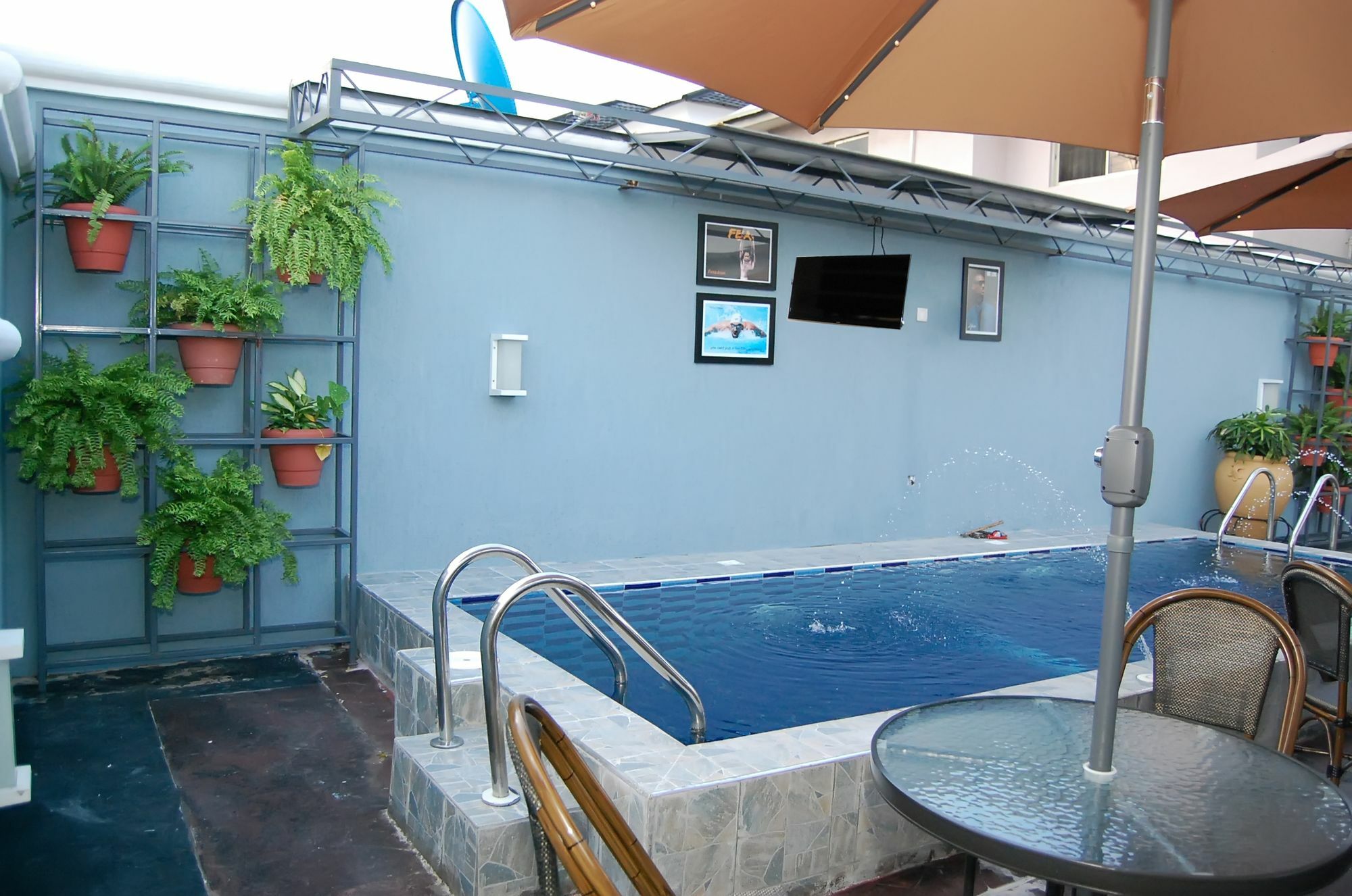 The Montrose Hotel Lekki Exterior foto